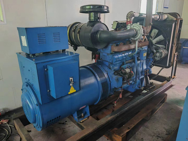 兰州100kW柴油发电机组使用多级机油有哪些优缺点？